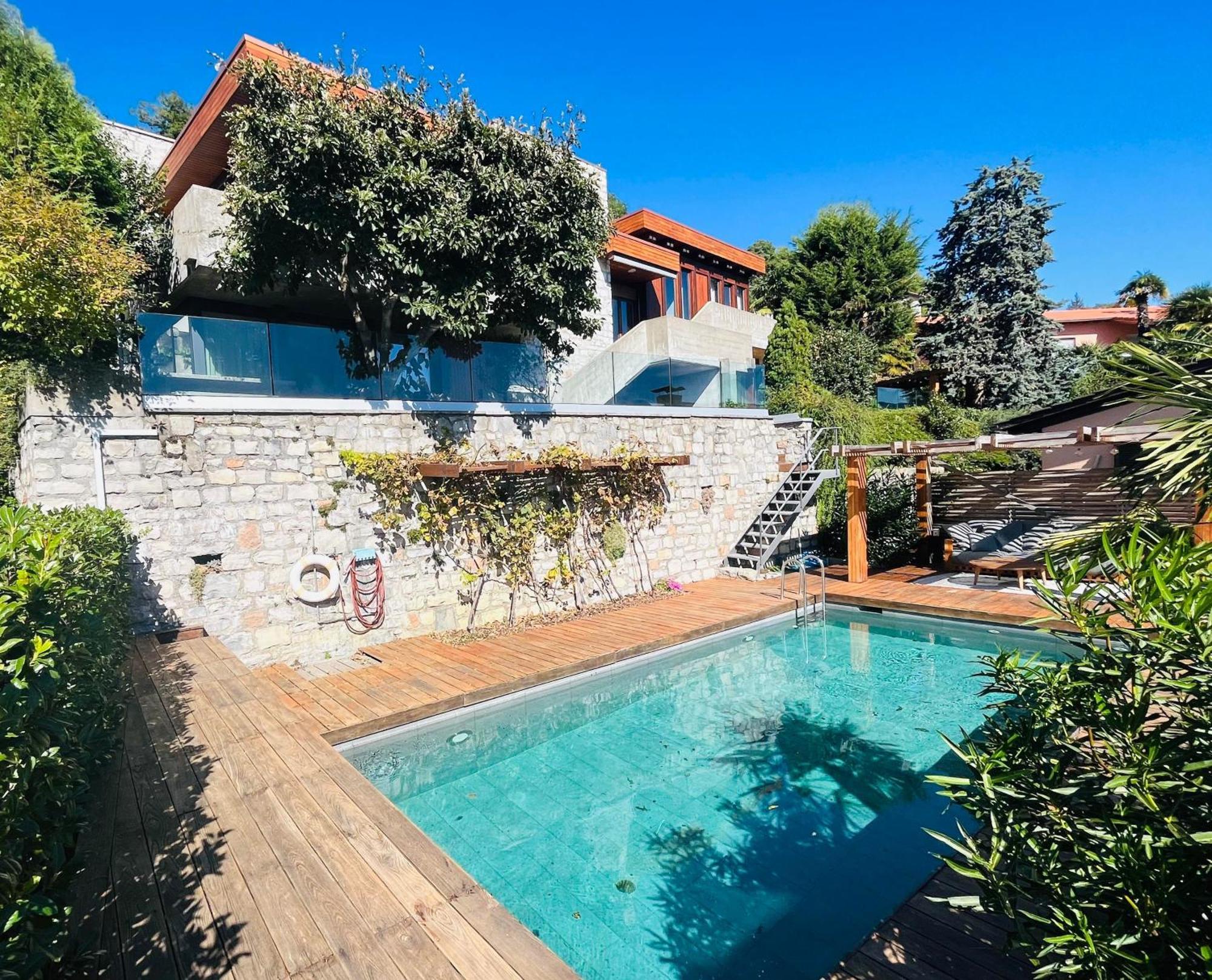 Family Suite With Garden And Amaizing View To Lugano 卡迪马里奥 外观 照片